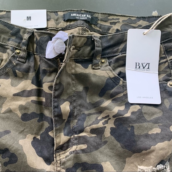 AMERICAN BAZI OLIVE GREEN BROWN CAMPO PRINT DOUBLE SIDED DISTRESSED SHORTS - Picture 9 of 13